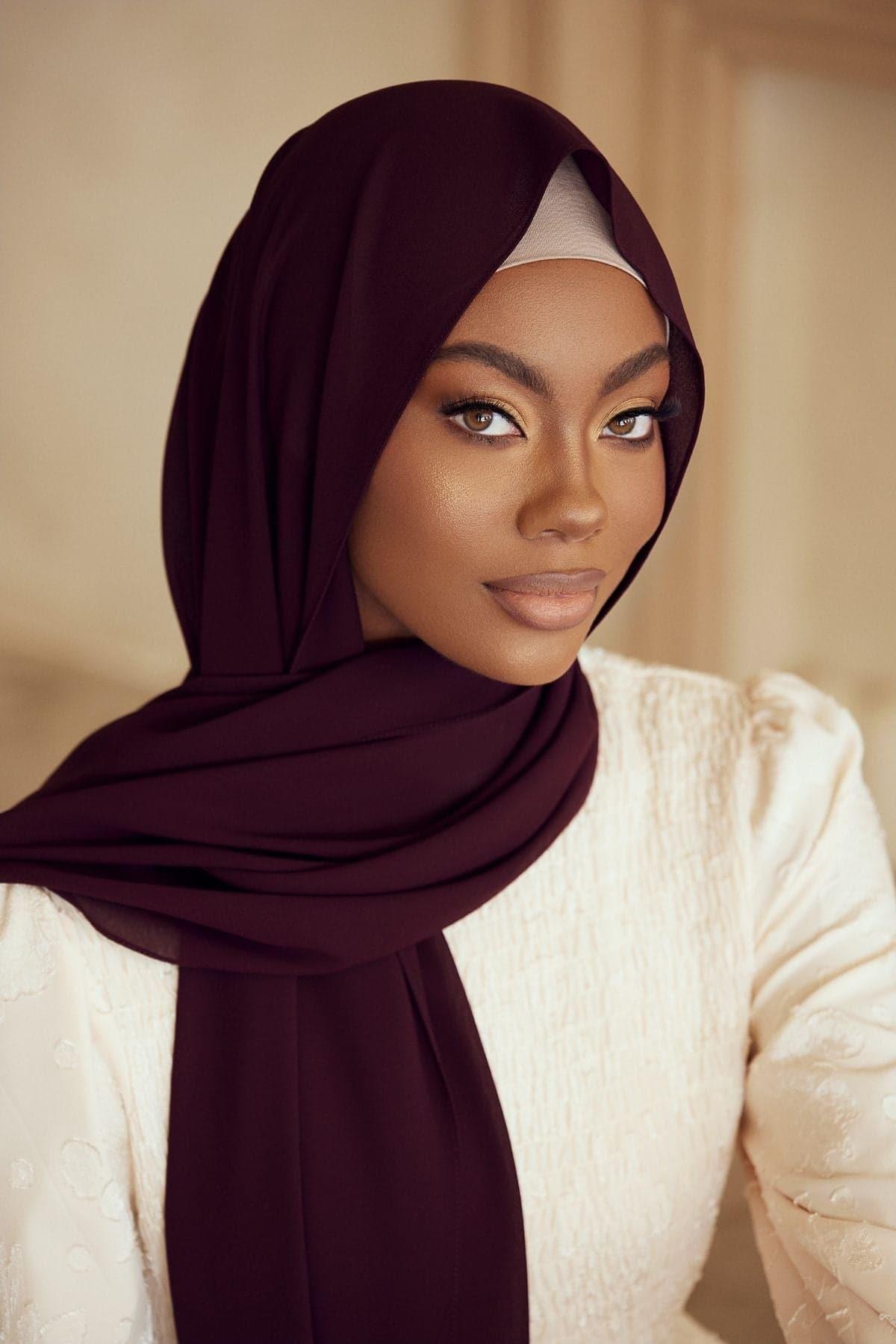 Strong Hijab Magnets- Black- Zahraa The Label