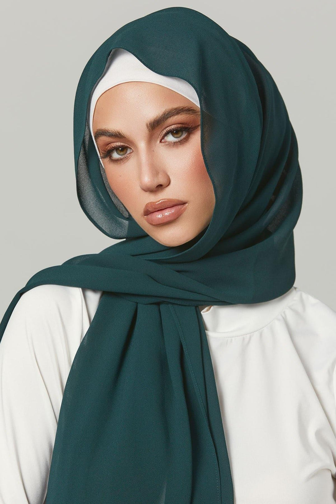 Basic Luxe Chiffon Hijab- Alaa – Zahraa The Label