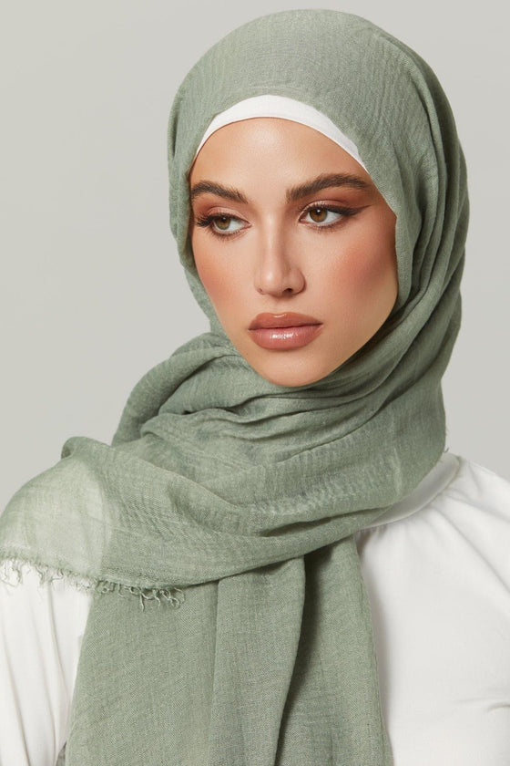 Everyday Cotton Crinkle Hijab- Flourish – Zahraa The Label