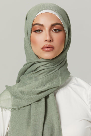 Everyday Cotton Crinkle Hijab- Flourish – Zahraa The Label